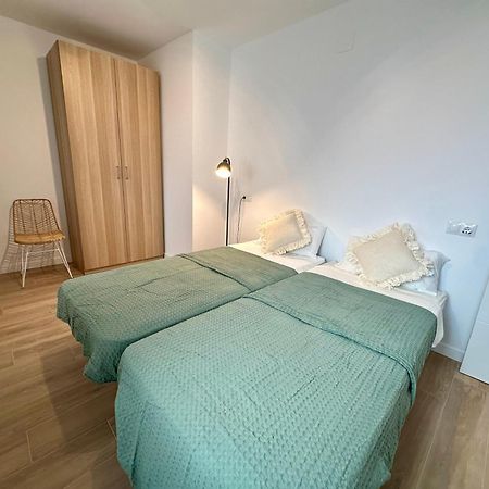 Atico Con Solarium Y Bbq Cerca Del Centro 6 Pax Apartment Málaga Exterior foto