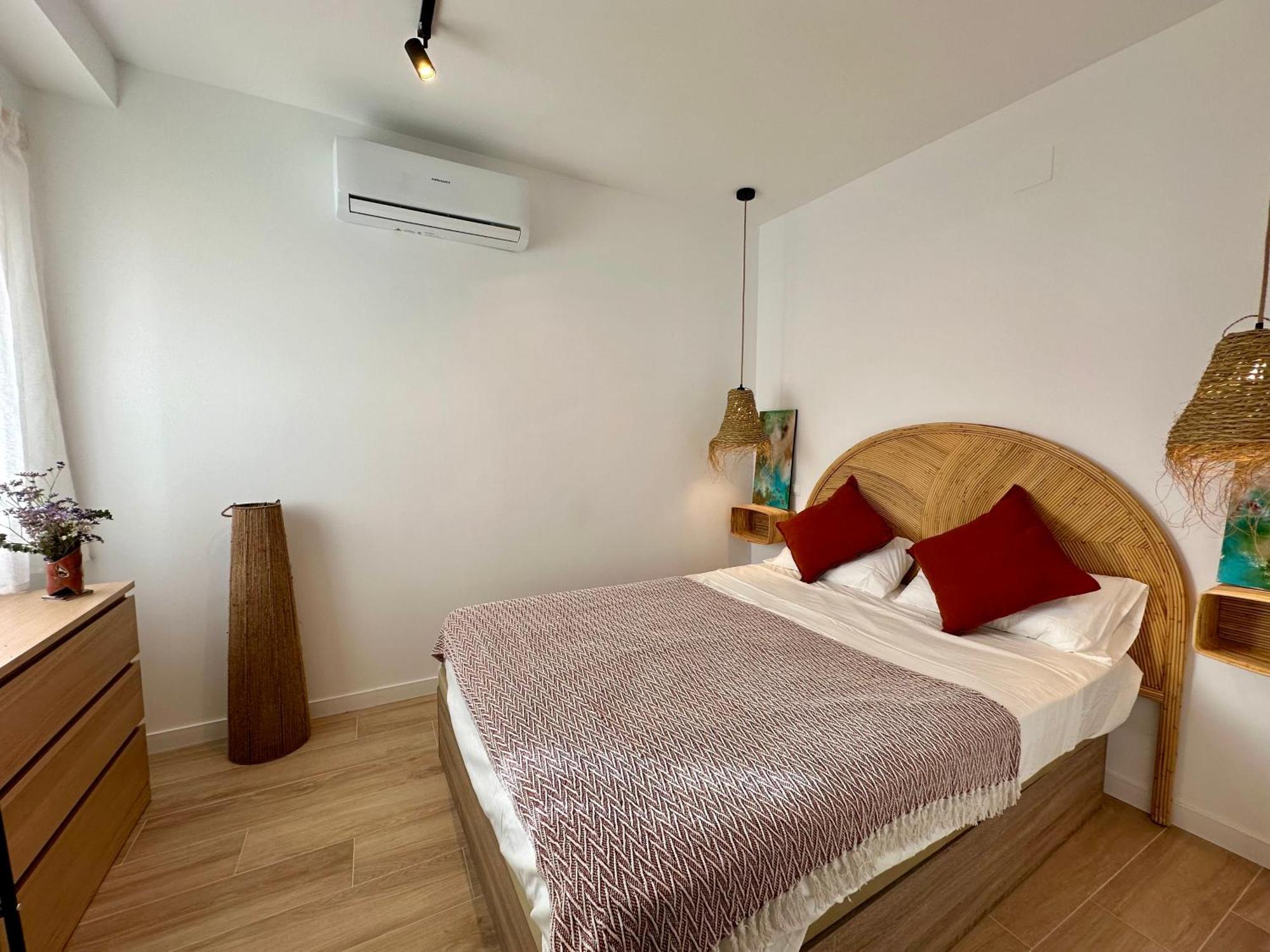 Atico Con Solarium Y Bbq Cerca Del Centro 6 Pax Apartment Málaga Exterior foto